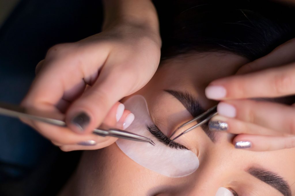 Eyelashes-service
